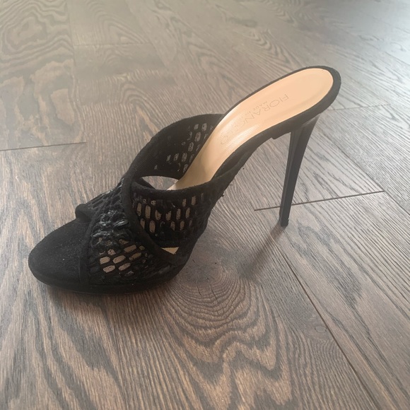 Sexy high heels - Picture 2 of 3